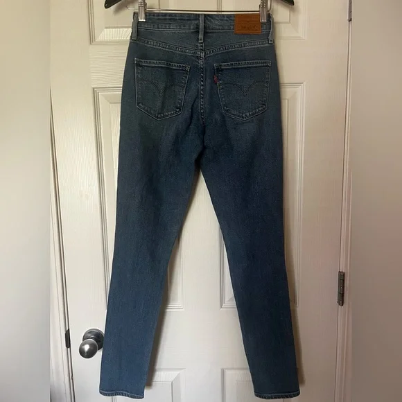 Levi’s 721 High Rise Women’s Skinny Ripped Blue Jeans Size 25 - Picture 4 of 12